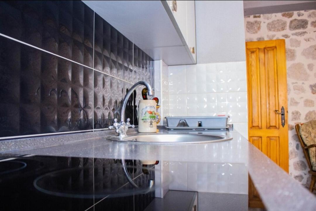 Guest House Sljuka Kotor Ngoại thất bức ảnh