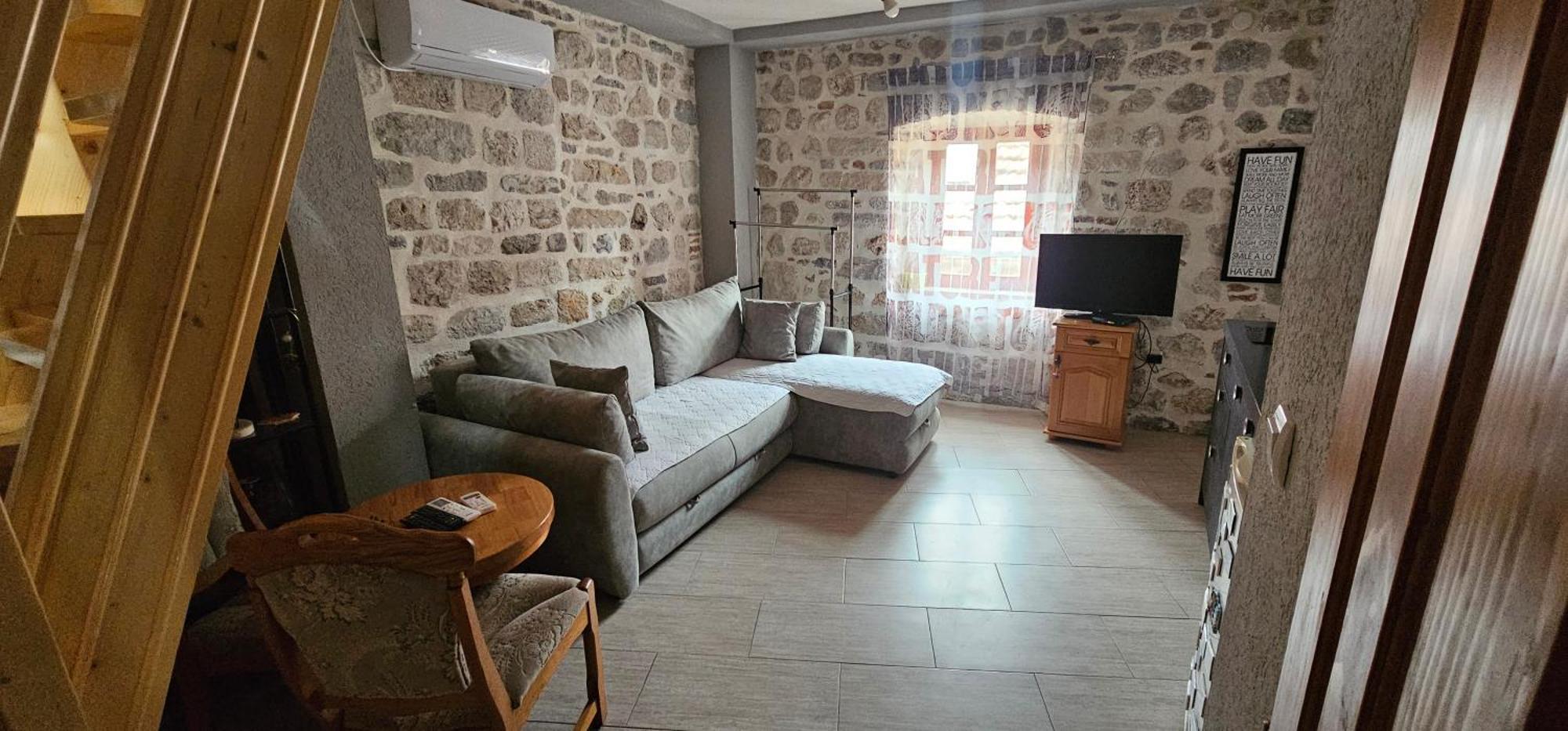 Guest House Sljuka Kotor Ngoại thất bức ảnh