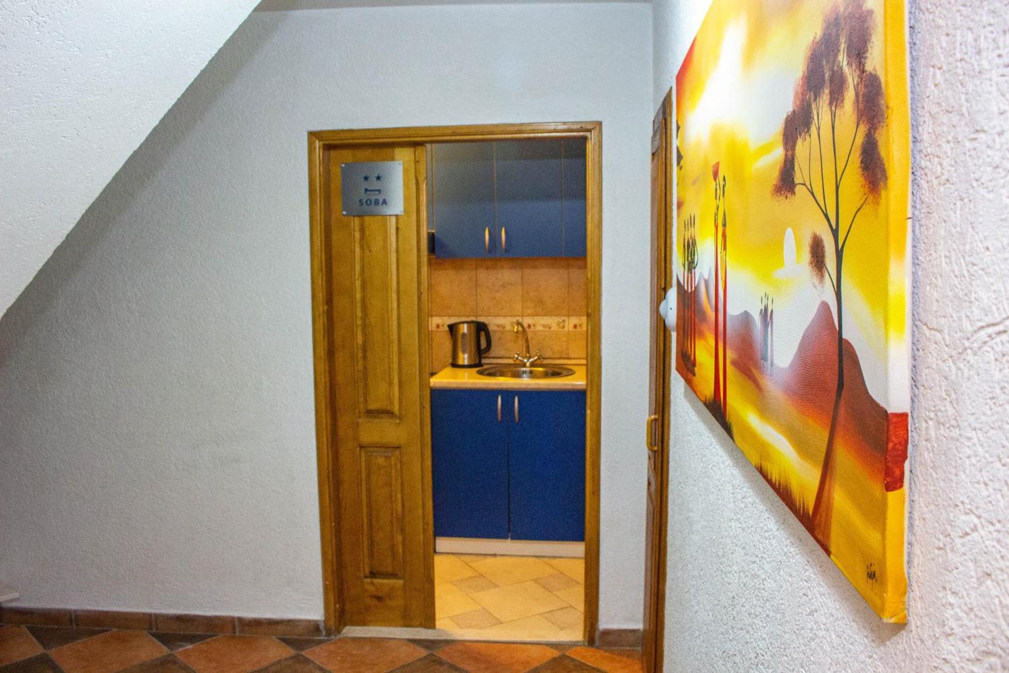 Guest House Sljuka Kotor Ngoại thất bức ảnh