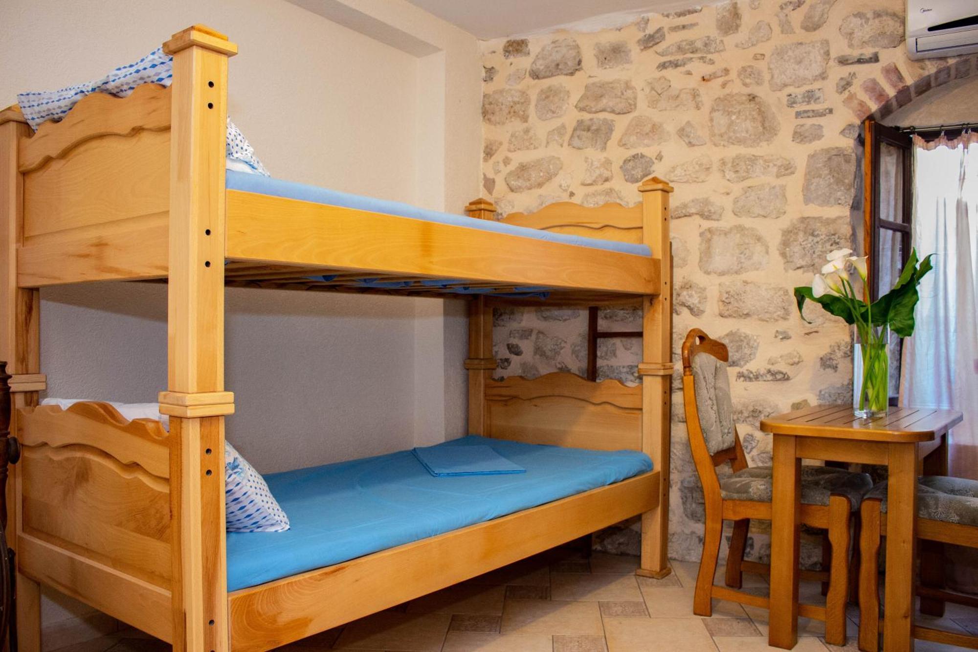 Guest House Sljuka Kotor Ngoại thất bức ảnh
